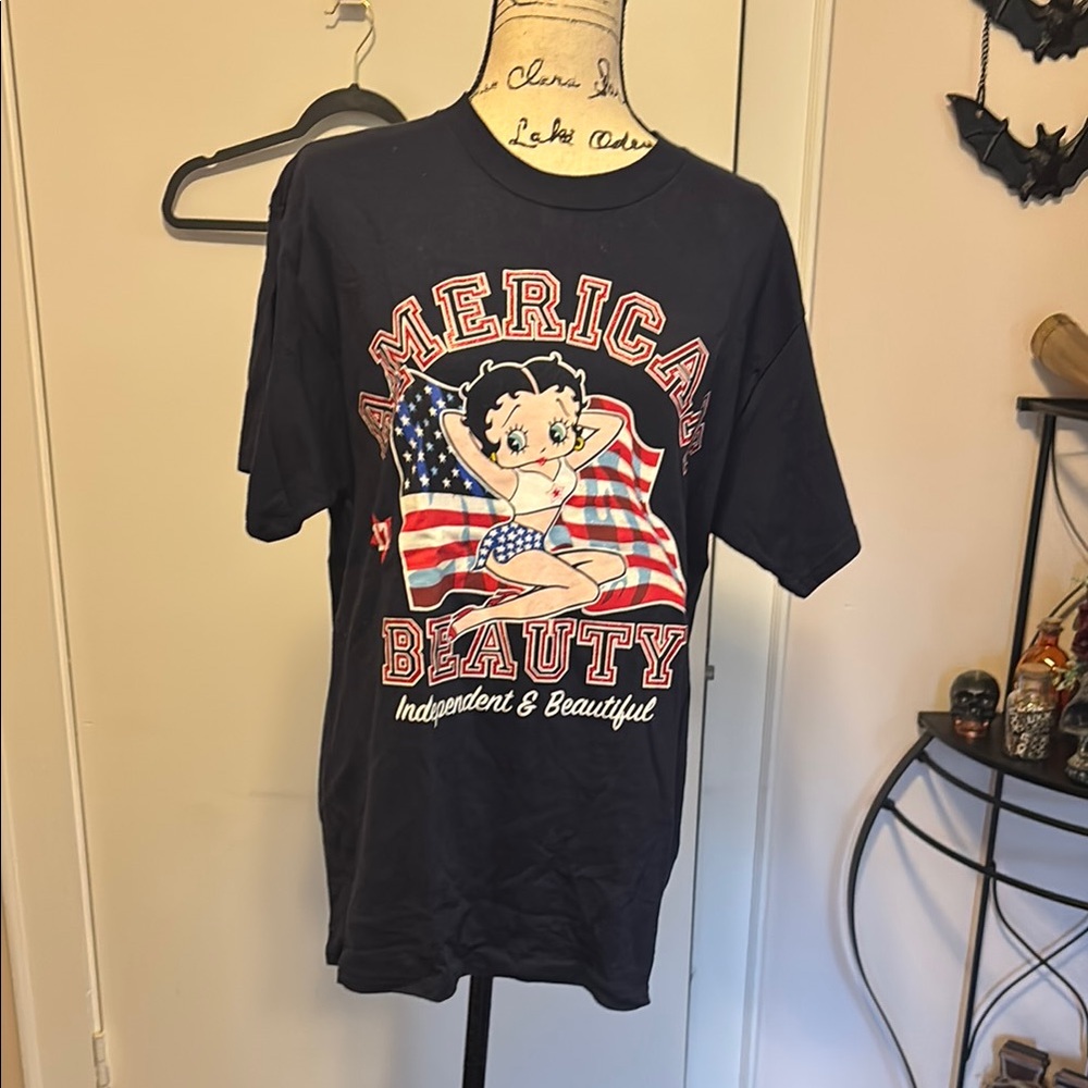 RARE Betty Boop American Beauty woman’s T-Shirt 4th of July Patriotic Betty